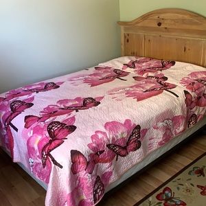Butterfly Full/Queen size comforter + 2 pillow cases